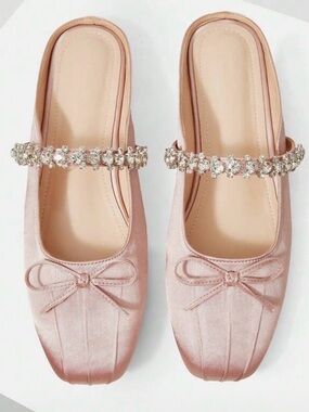 NWT Women's sz9 Pink Satin Crystal-Embellished  Fancy Ballet Flat Mules